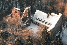 Burgruine Wilenstein, Luftaufnahme von Nordwesten, 2006 (Aufnahme: Manfred Czerwinski, Institut für pfälzische Geschichte und Volkskunde)